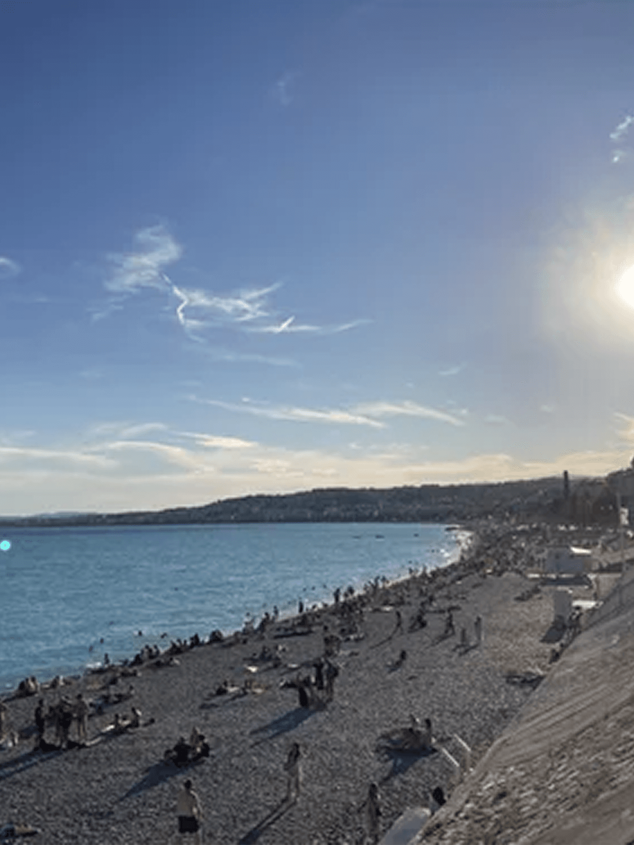 Abfahrt in den Alpes-Maritimes